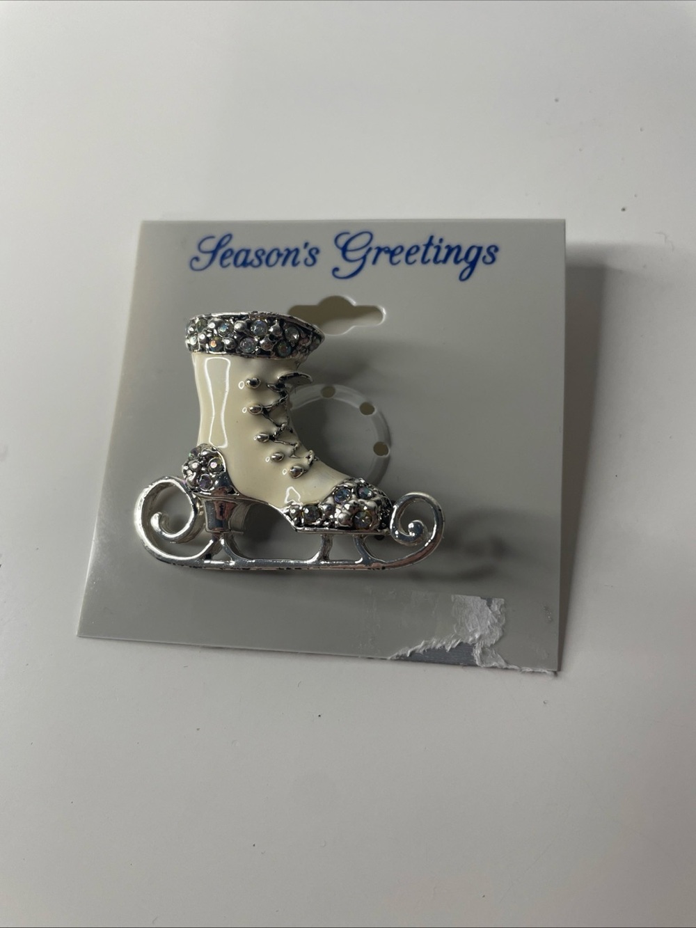 New With Tag Holiday Jewelry Christmas Ice Skate w/Crystals Broach, Brooch 2in
